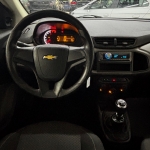 Chevrolet / Onix Joy 1.0 Hatch Vermelha Chevrolet / Onix Joy 1.0 Hatch Vermelha